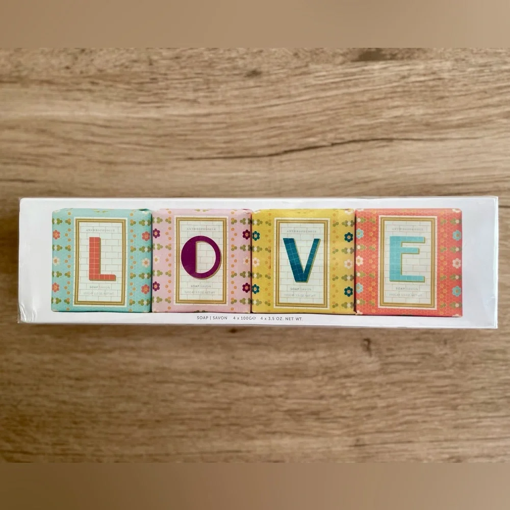 NWT! Anthropologie Love Bar Soap Gift Set / 4 Scented Soaps
